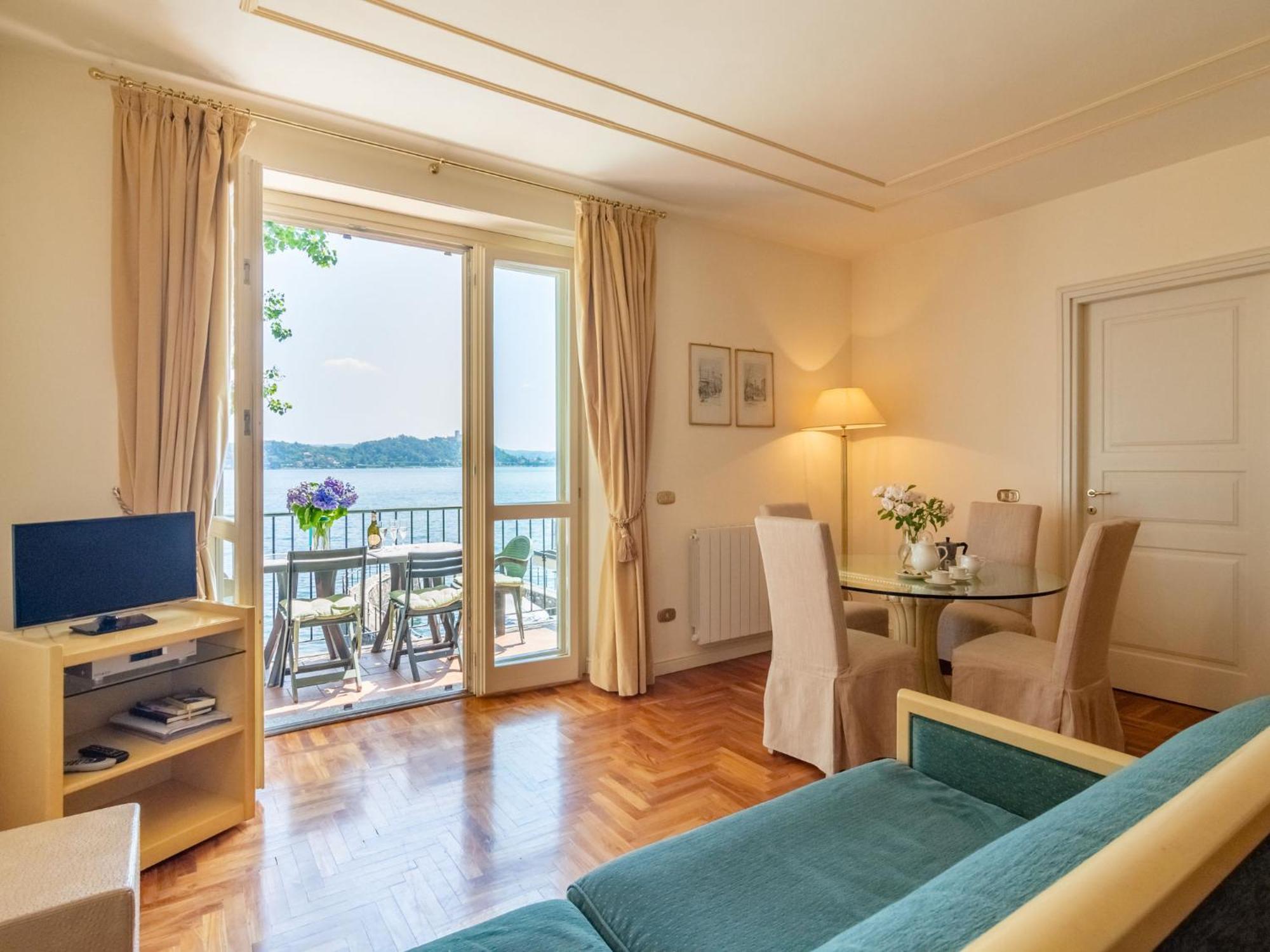 Residence Villa Greta Meina Ngoại thất bức ảnh