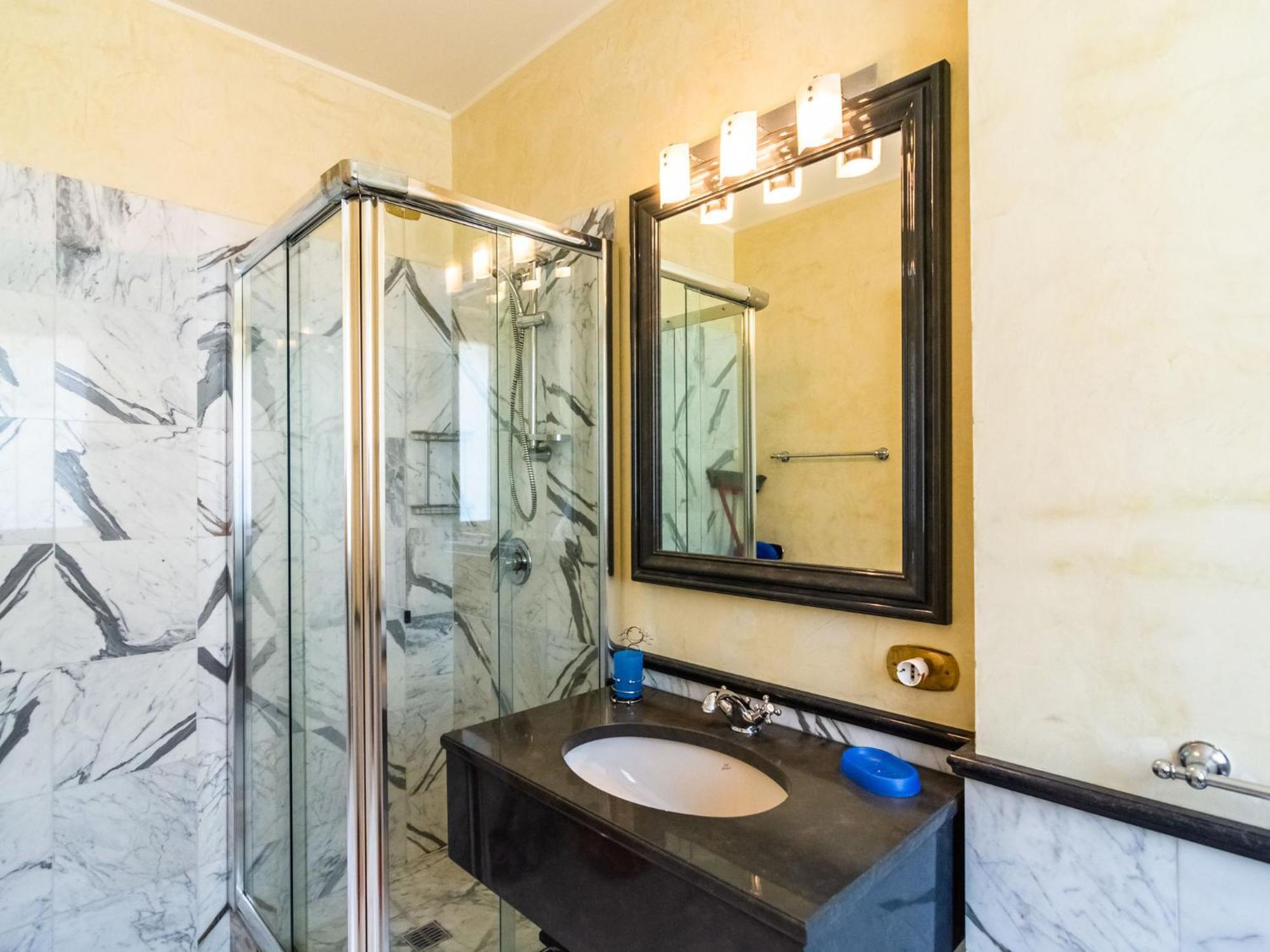 Residence Villa Greta Meina Ngoại thất bức ảnh